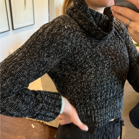 Free People Cropped Chunky Knit Turtleneck Sweater - Picture 2 of 7